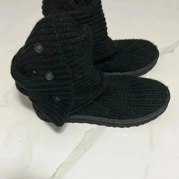 Ugg Black Knit Boots - Picture 2 of 4